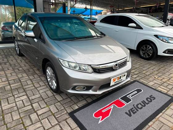 HONDA CIVIC 2.0 LXR 16V FLEX 4P AUTOMÁTICO HONDA CIVIC 2.0 LXR 16V FLEX 4P AUTOMÁTICO